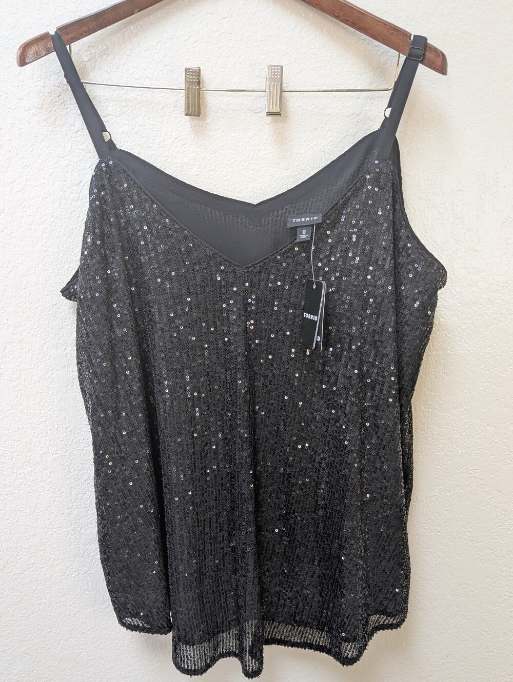 NWT Black Shiny Sequin Torrid Swing Camisole. Size 0 (Equivalent To Large (12))